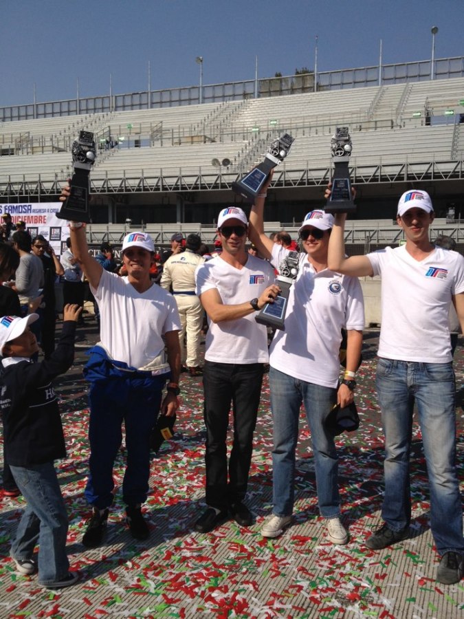 Chezito, chesito, che, Fernando Méndez, Fernando, Mendez, Mendes, Muñoz, 11, chezito11, TC2000, VWCC, Copa Notiauto, Copa Ficrea, Volkswagen Castrol Cup, Vintage, Endurance, Resistencia, WTCC, Super TC2000, Fiat 500 Cup, Fiat Trophy, Clio Cup, Superturismos, Supercopa, MTCC, BTCC, Touring Car, Panam GP Series, México, Mexico, Mejico, Polonia, USA, Estados Unidos, Republica Checa, Eslovaquia, Poland, United States, Czech Republic, Slovakia, Chile, Brno Circuit, Slovakiaring, Tor Poznan, Autodromo Hermanos Rodriguez, AHR, Magdalena Mixuca, Ecocentro Queretaro, Amozoc Puebla, Miguel E. Abed, COTA, Circuit of the Americas, Ausin Racetrack, Monterrey, Guadalajara, Cancun, DF, Porsche, Ferrari, McLaren, Volkswagen, Ford, Nissan, Infiniti, Jaguar, Seat, Chevrolet, Maserati, Honda, Toyota, Mazda, General Motors, Corvette, BMW, Audi, Mercedes, Fiat, Ariel Atom, Lotus, Red Bull, Subaru, iRacing, rFactor, Piloto, Race Driver, Piloto de Pruebas, Test Driver, Instructor, Entrenador, Coach, Capacitador, Product Trainer, Publicidad Dinámica, Dynamic Marketing, Eventos, Events, Diseño Industrial, Industrial Design, www.chezito11.com, fernando@chezito11.com, Stilo, Helmet, OMP, Sparco, Nomex, Alpinestar, Fernando Alonso, Ayrton Senna, Alain Prost, Michael Schumacher, Juan Manuel Fangio, Jakie Stewart, James Hunt, Jim Clark, Niki Lauda, Esteban Gutierrez, Checo Perez, Sebastian Vettel, Nigel Mansell, Mika Hakinenn, Kimi Raikonen, Lewis Hamilton, Nico Rosberg, Ricardo Rodriguez, Pedro Rodriguez, Moises Solana, Sport City, Autobahner, Antera, Nabohi, Grupo Aduanal Prida, Grupo DTT, DTT Damz, Driving Training Team, DTT driving Academy, DTT Motorsports, Fundacion conduce seguro, dttdrivingacademy, BGR motorsport, BGR Simulators, Centro Dinamico Pegaso, Pirelli Driving School, Ocesa, AS3 Driver Training, Off Road Mexico.